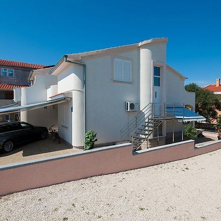 "Babs Swiss" Am Meer Poljana (Ugljan) Exterior foto