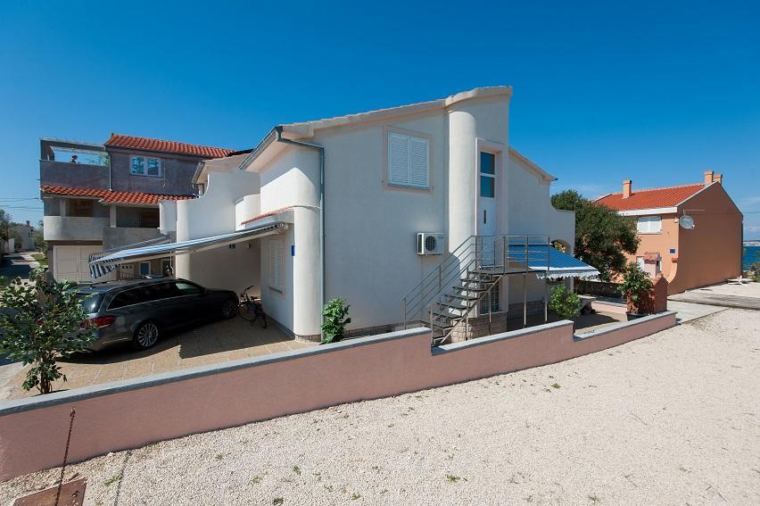 "Babs Swiss" Am Meer Poljana (Ugljan) Exterior foto